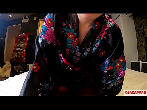 ❤️ Ung cosplay pige elsker sex til orgasme med en sprøjte i en hestepige og et blowjob. Asiatisk pige med behåret fisse og smukke bryster i traditionel japansk kostume i amatørvideo, der viser onani med fucklegetøj. Sakura 3 OSAKAPORN. ❌ Sex at da.pornovore.ru ❌️